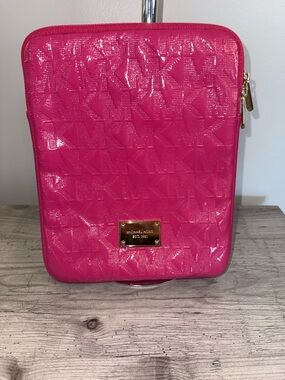 Michael Kors Bright Pink Patent Tablet Case